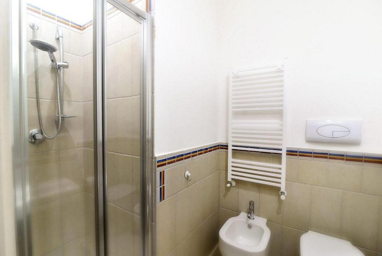 סלרנו Santi E Saraceni Rooms מראה חיצוני תמונה